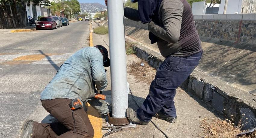 Modelo de Atención a la Salud en Zihuatanejo, autonomía y cobertura efectiva