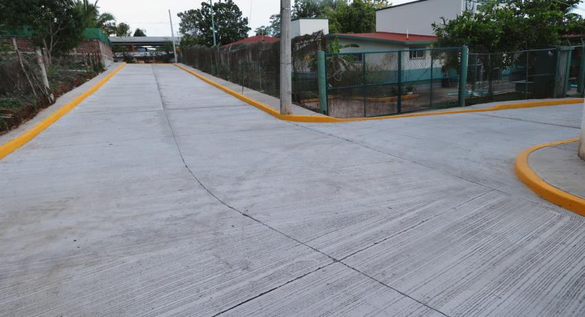 La obra pública impulsa el desarrollo de Pantla: Lizette Tapia