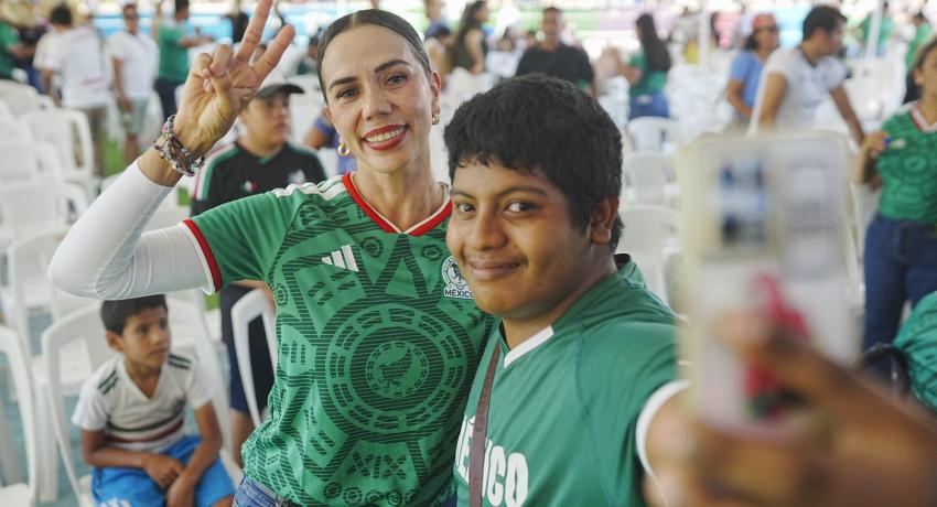 El Gobierno de Zihuatanejo organizó una gran fiesta para la inauguración del Mundial