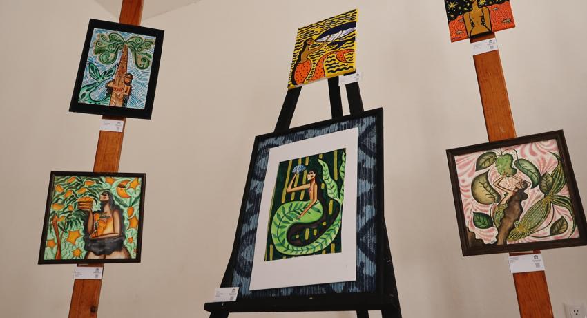 Lizette Tapia Castro inaugura la exposición “Sirenas de Zihuatanejo”