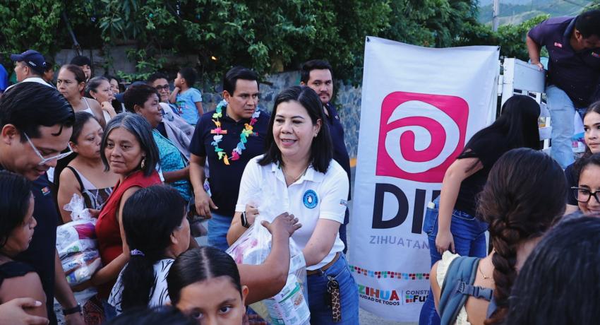 Cumple Lizette Tapia Castro con la colonia Lindavista.