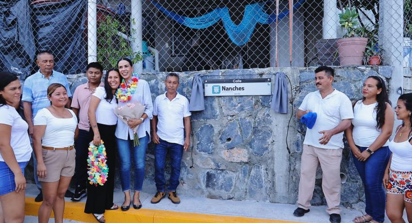 Cumple Lizette Tapia Castro con la colonia Lindavista.