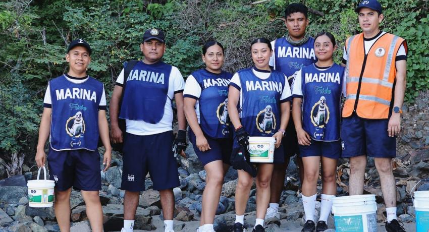 Celebran con campaña de limpieza el aniversario del área protegida en Zihuatanejo