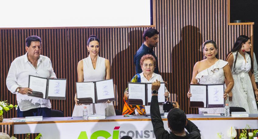 Lizette Tapia rinde 2do Informe de Gobierno ante más de 6 mil personas
