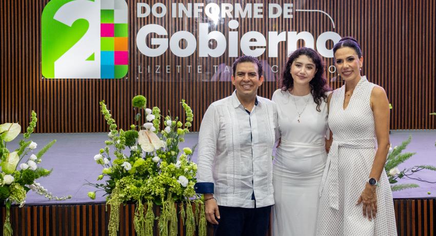 Lizette Tapia rinde 2do Informe de Gobierno ante más de 6 mil personas