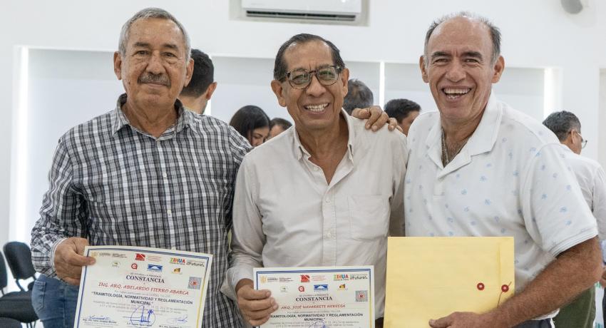 Gobierno de Zihuatanejo fortalece las buenas prácticas profesionales con la capacitación de arquitectos e ingenieros