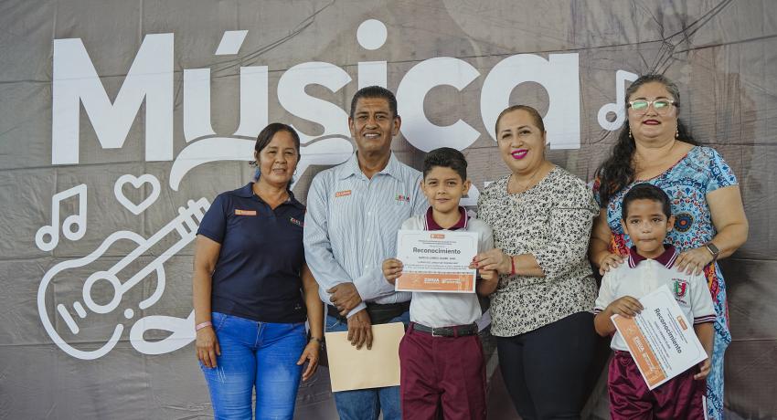 Gobierno de Lizette Tapia Castro impulsa el arte y la cultura entre alumnos de primaria de Zihuatanejo