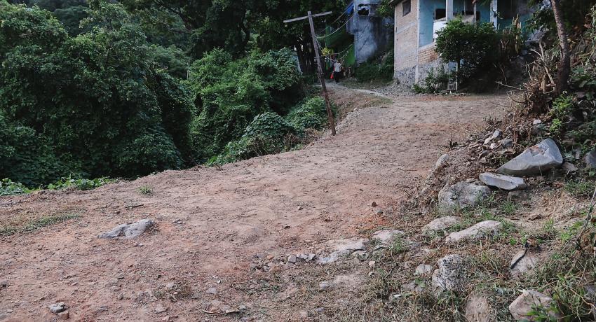 Gobierno de Zihuatanejo inicia construcción de la calle Medusa en la colonia IMA