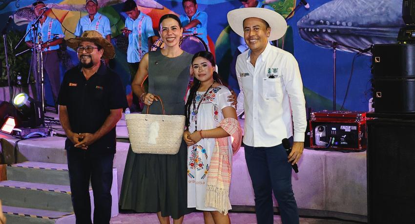 Gobierno de Zihuatanejo celebra la edición 25 del Fandango Costeño