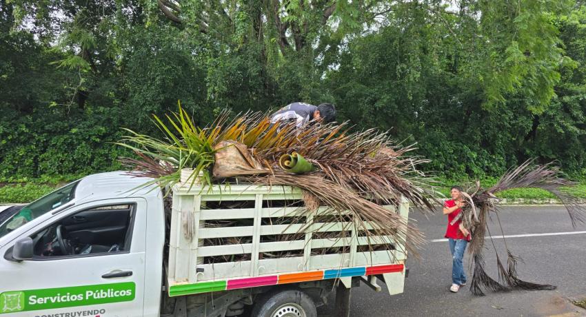 Intensifica el Gobierno Municipal las labores de limpieza tras las lluvias