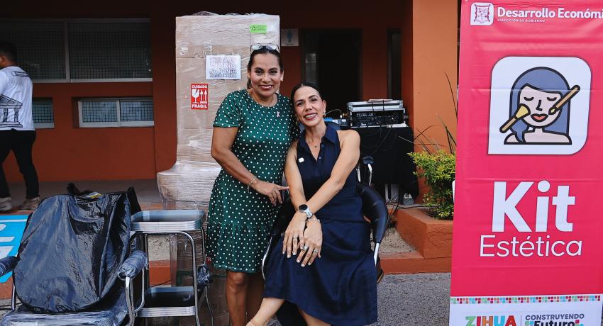 Gobierno de Zihuatanejo realiza última entrega anual de Empléate