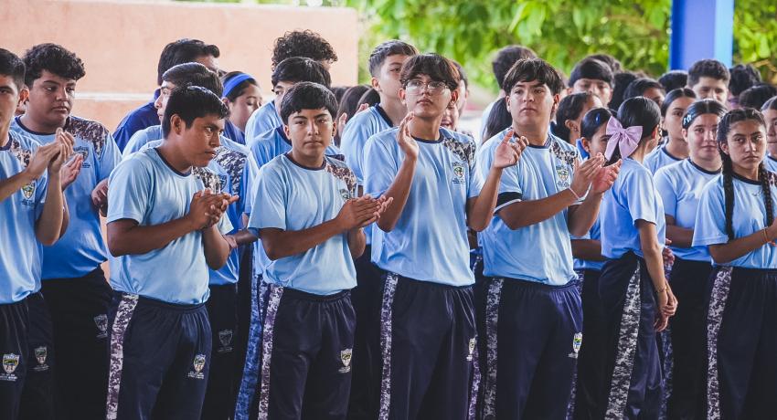Presidenta Lizette Tapia Castro inaugura taller sobre derechos de las mujeres en secundaria de La Puerta