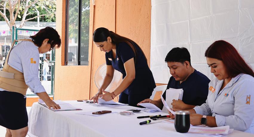 Gobierno de Zihuatanejo realiza la campaña número 13 de colposcopia