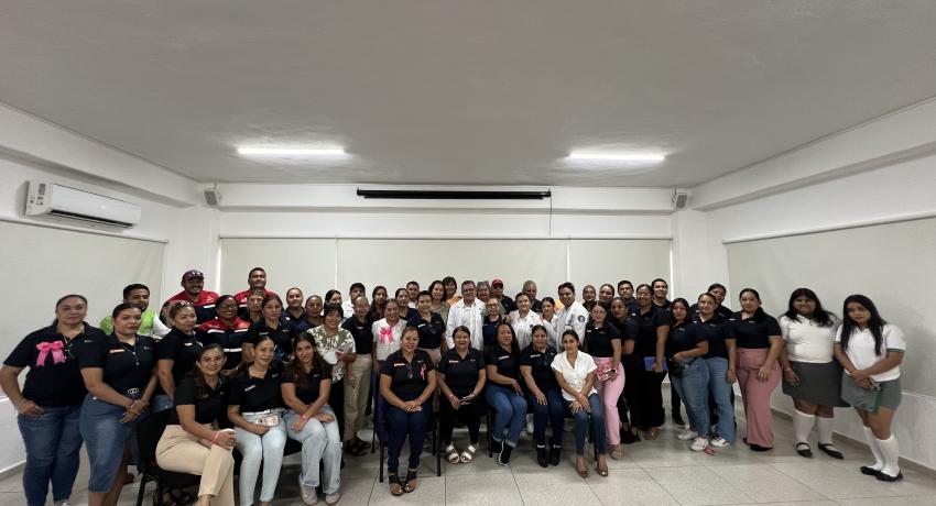 Gobierno de Zihuatanejo fortalece la prevención del cáncer en mujeres y hombres con acciones de concientización