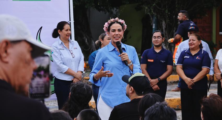 Gobierno de Lizette Tapia Castro mejora acceso residencial en Ixtapa