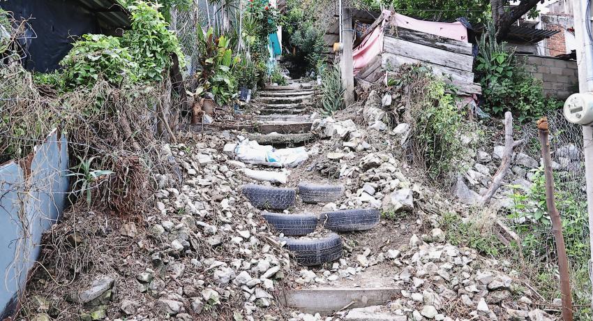Gobierno de Zihuatanejo arranca construcción del andador Grosella